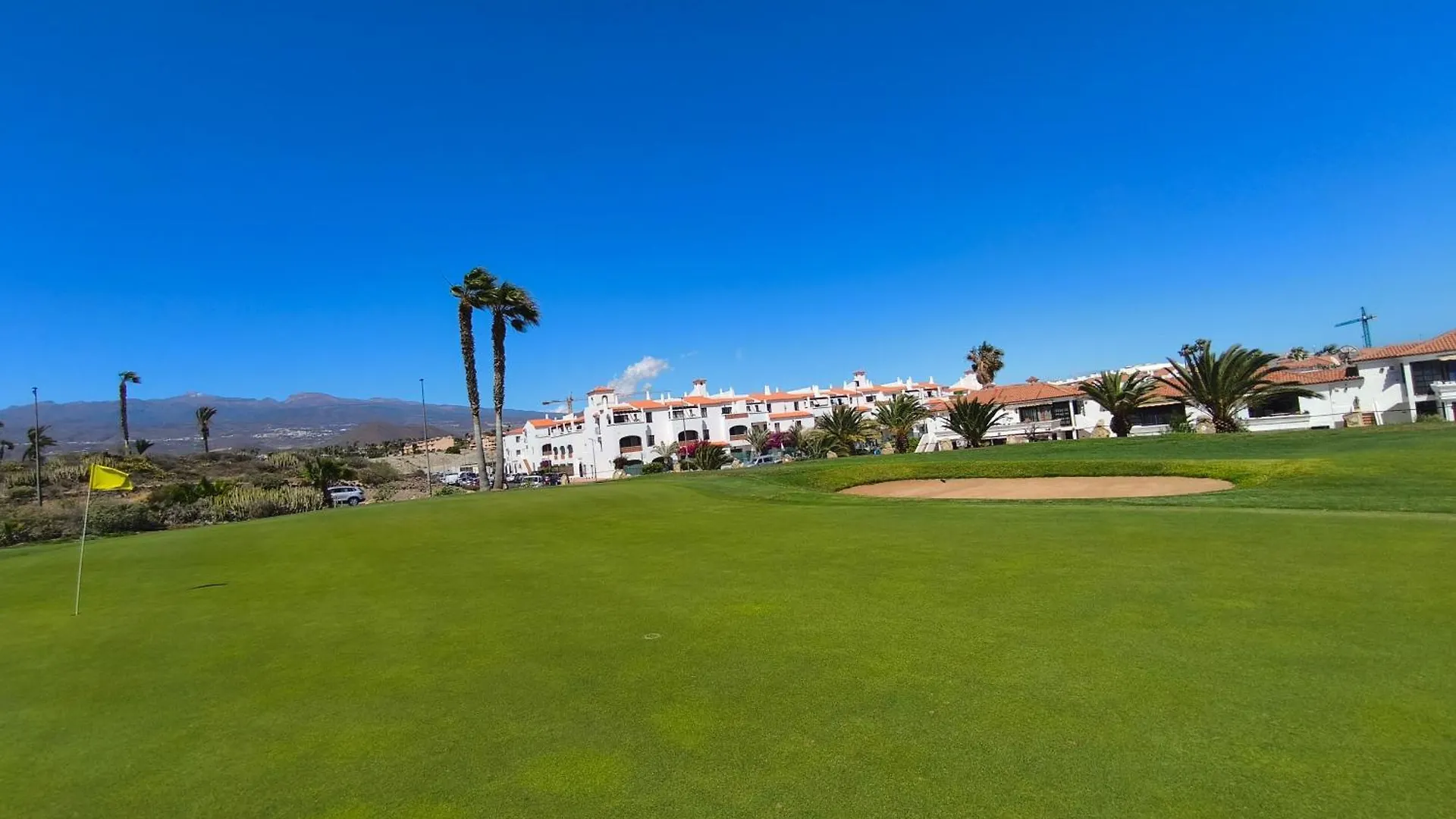 Rentenerife Magec Swing & Sun Amarilla Golf San Miguel de Abona