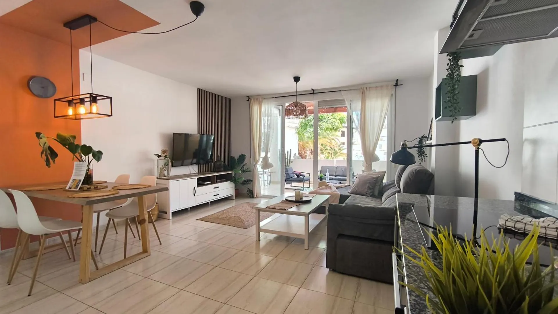 Rentenerife Magec Swing & Sun Amarilla Golf San Miguel de Abona Apartment