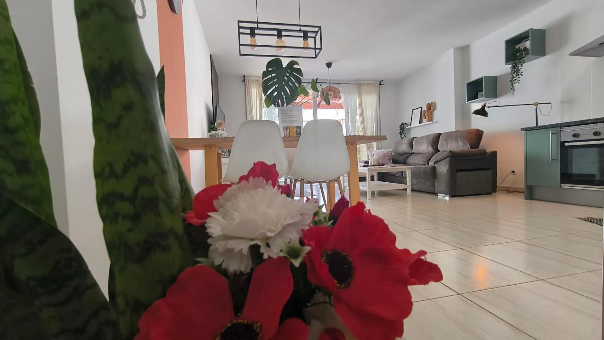 Rentenerife Magec Swing & Sun Amarilla Golf San Miguel de Abona